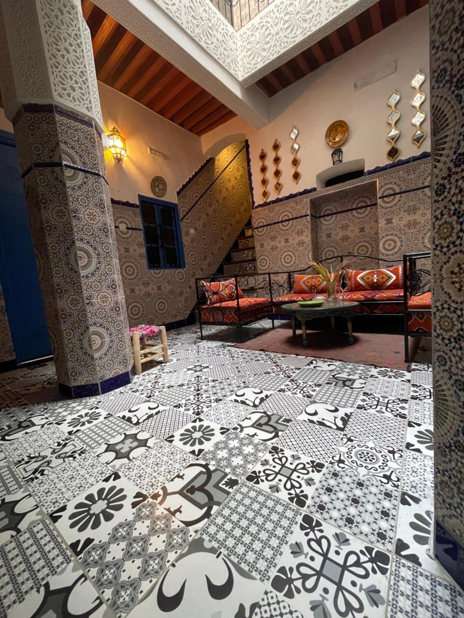 Al Borj Hotel *